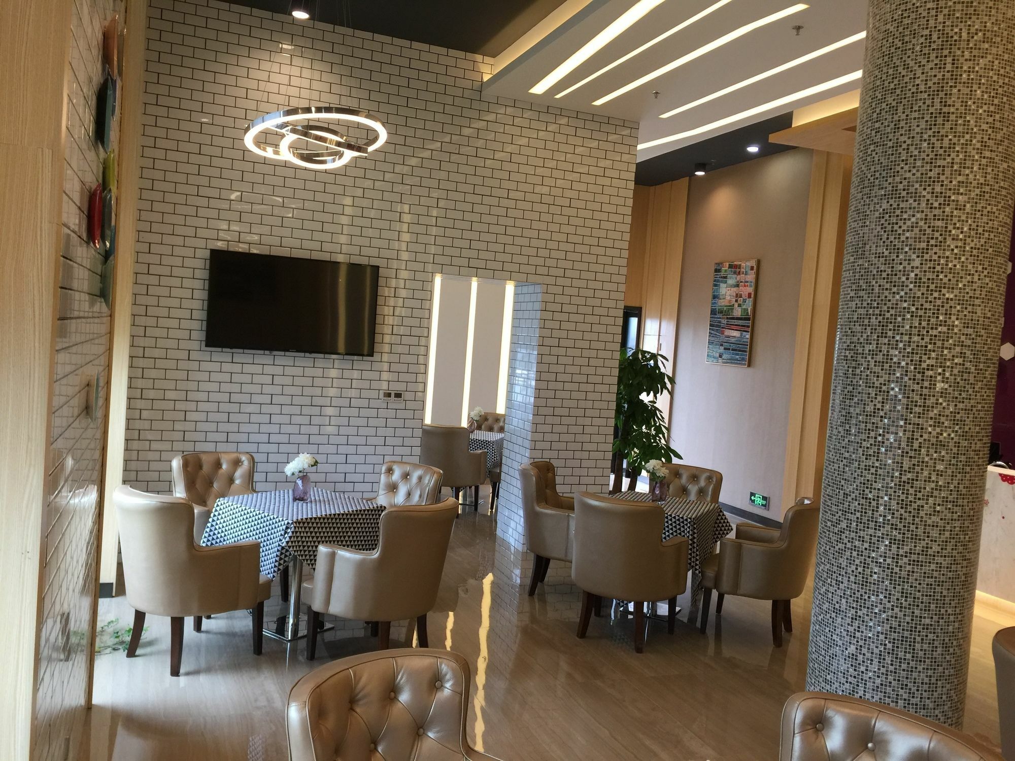 Ibis Styles Changsha Intl Exhibition Ctr Huangxing Eksteriør bilde